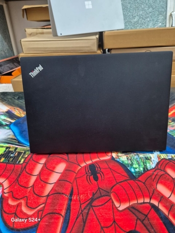 Duba, Computers, SAR 1180,  Lenovo Thinkpad T470s - I7 7th Gen - 24gb Ram - 512gb Ssd