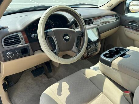 East Riffa, Vehicles, Cars & Trucks , BHD 4700,  Chevrolet Tahoe,  2014,  Automatic,  175000 KM,   MODEL  FOR SALE