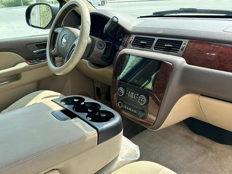 East Riffa, Vehicles, Cars & Trucks , BHD 4700,  Chevrolet Tahoe,  2014,  Automatic,  175000 KM,   MODEL  FOR SALE