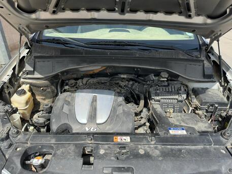 Al Malaz, Vehicles, Cars & Trucks , SAR 32000,  Hyundai Santa Fe Sport,  2014,  Automatic,  272900 KM,  Hyundai Grand Santa Fe  Full Option 7-seater