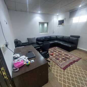 Riyadh, Apartments/Houses, SAR 2083/month,  3 BR,  3 BHK With Big Khaima Flat In A Villa On 2nd Floor Exit 11.
