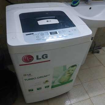 Riyadh, Apartments/Houses, SAR 2083/month,  3 BR,  3 BHK With Big Khaima Flat In A Villa On 2nd Floor Exit 11.