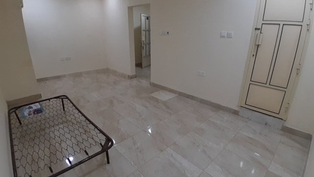 Gudaibiya, Apartments/Houses, BHD 160/month,  Studio,  Gudaibiya:- Spacious Unfurnished Studio Flat On Rent For 160bd With Unlimited EWA.