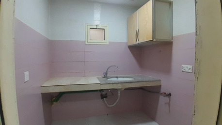 Gudaibiya, Apartments/Houses, BHD 160/month,  Studio,  Gudaibiya:- Spacious Unfurnished Studio Flat On Rent For 160bd With Unlimited EWA.