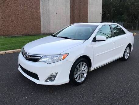 Abu Dhabi, Vehicles, Cars & Trucks , AED 4500,  Toyota Camry XLE,  2013,  Automatic,  89000 KM,    4dr Sedan