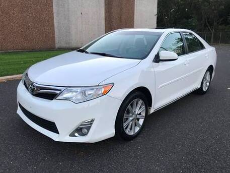 Abu Dhabi, Vehicles, Cars & Trucks , AED 4500,  Toyota Camry XLE,  2013,  Automatic,  89000 KM,    4dr Sedan