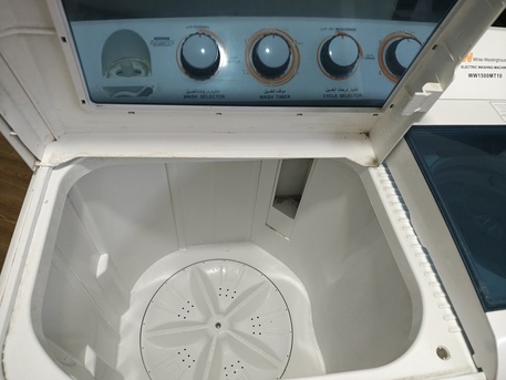 Jeddah, Appliances, SAR 400,  White Westinghouse 14kg Washing Machine Neat Condition