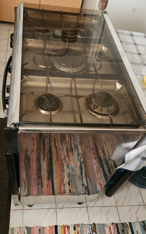 Riyadh, Household Items, SAR 200,  5 Burners Cooking Range