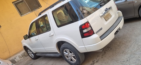 Al Malaz, Vehicles, Cars & Trucks , SAR 12500,  Ford Explorer,  2010,  Automatic,  237235 KM,