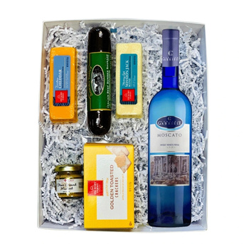 Washington DC, Food & Drink, Moscato Wine Gift Basket &ndash; Sweet & Elegant Wine Gift