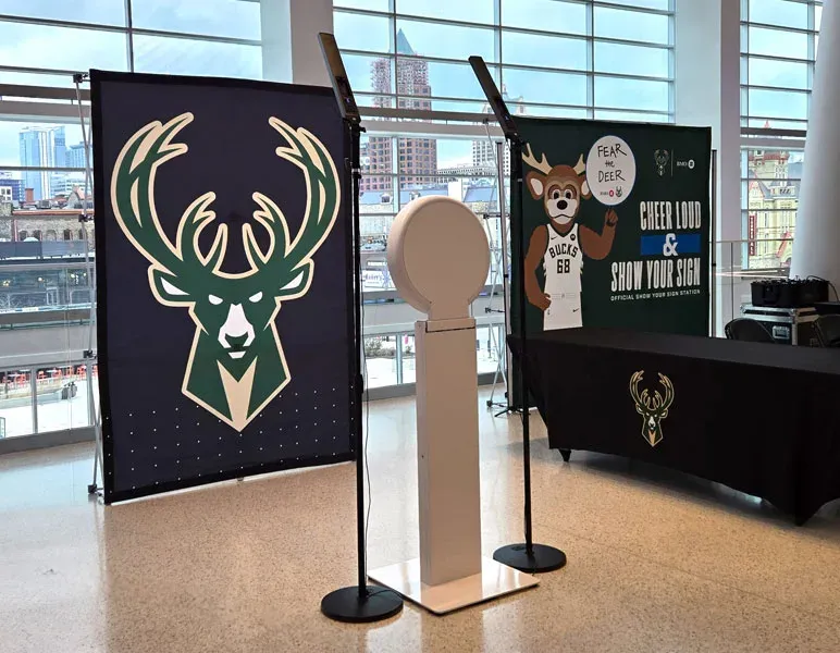 New York, Photography, Special FX Rental Milwaukee WI | Cold Sparklers & Confetti Cannon Effects