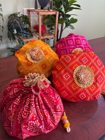 Mumbai, Jewelry, INR 2799,  Handmade Wedding Gift Items