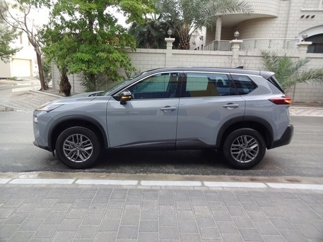 Zinj, Vehicles, Cars & Trucks , BHD 111,  Nissan X-Trail,  2024,  Automatic,  12800 KM,  Like New Car, Under Agency Warranty, First Owner - URGENT SALE, Expat Leaving Bahrain