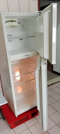 Khobar, Air Conditioners, SAR 900,  I Want To Sell An A/C And Fridge.