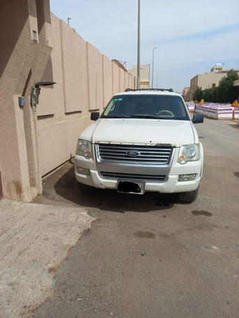Al Malaz, Vehicles, Cars & Trucks , SAR 15000,  Ford Explorer,  2010,  Automatic,  309000 KM,    XLT &ndash; Family SUV &ndash; Well Maintained