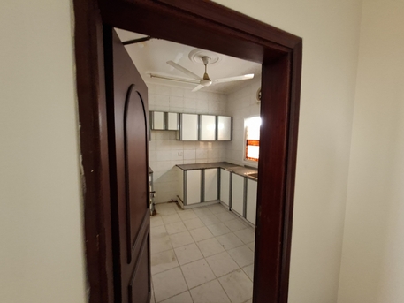 Mahooz, Apartments/Houses, BHD 160/month,  1 BR,  Clean And Neat Building Large Size 1BHK  For Rent In Mahooz , Without Ewa