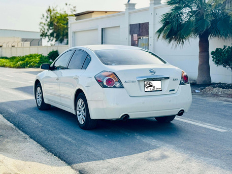 Manama, Vehicles, Cars & Trucks , BHD 1,  Nissan Altima,  2012,  191000 KM,  2.5S - 4 Cylinder