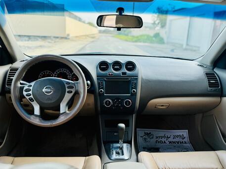 Manama, Vehicles, Cars & Trucks , BHD 1,  Nissan Altima,  2012,  191000 KM,  2.5S - 4 Cylinder