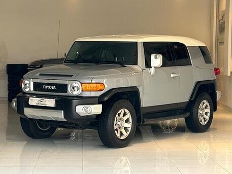 East Riffa, Vehicles, Cars & Trucks , BHD 10800,  Toyota FJ Cruiser,  2020,  Automatic,  90000 KM,   MODEL  FOR SALE