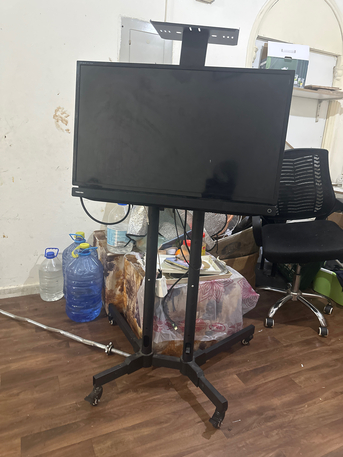 Bani Malik, Electronics, SAR 450,  32-inch Toshiba LED TV, Model 32P1300EE