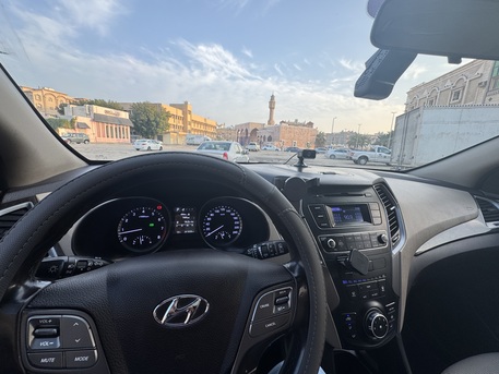 Dammam, Vehicles, Cars & Trucks , SAR 39000,  Hyundai Santa Fe,  2016,  Automatic,  241000 KM,  Santa Fe