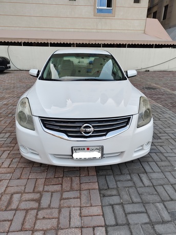 Hidd, Vehicles, Cars & Trucks , BHD 1550,  Nissan Altima,  2011,  Automatic,  160000 KM,  Well Maintained Vehicle, In A Good Condition To Use