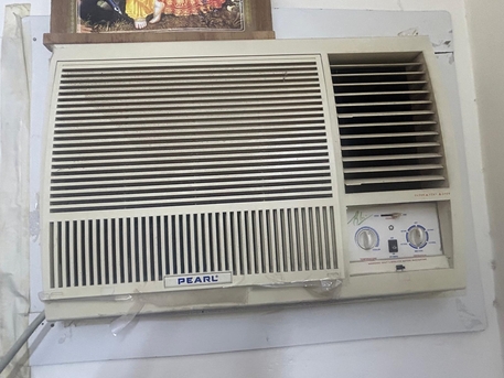 Juffair, Machinery, BHD 10,  Ac And Furnished Iteams For Sales 10BHD