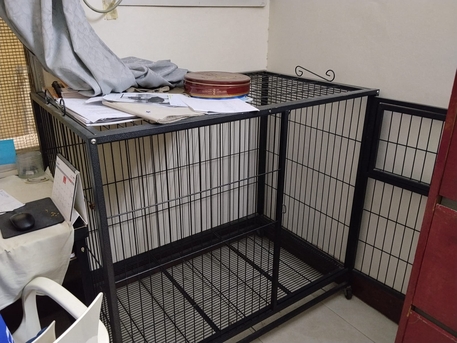 Juffair, Machinery, BHD 10,  Ac And Furnished Iteams For Sales 10BHD