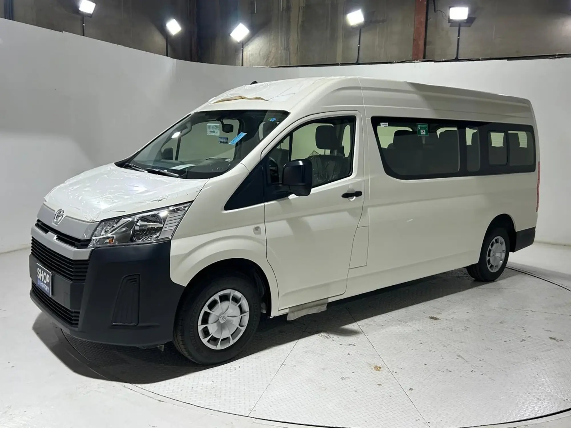 Riyadh, Pick Up & Drop Off, Luxury Transportation Service