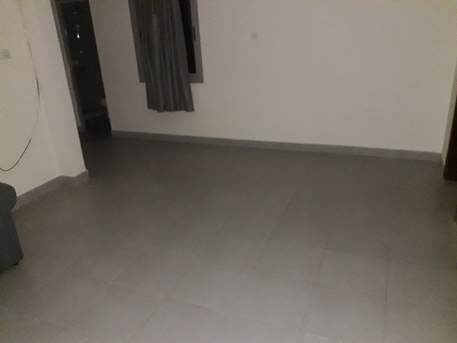 Manama, Apartments/Houses, BHD 180/month,  2 BR,  120 Sq. Meter,  2 Bhk Unfurnished Flat Available In Manama Call Aleena