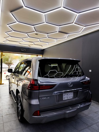 Riyadh, Vehicles, Cars & Trucks , SAR 290000,  Lexus LX570 Land Cruiser,  2019,  Automatic,  227000 KM,