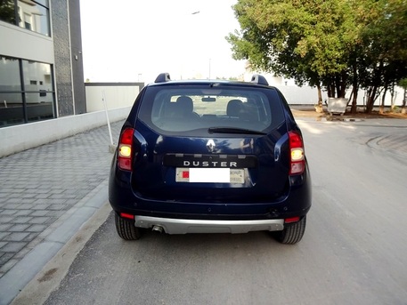 Zinj, Vehicles, Cars & Trucks , BHD 1900,  Renault Duster,  2017,  Automatic,  147000 KM,  LOW BUDGET SUV  FOR SALE 1900 BD NEGO