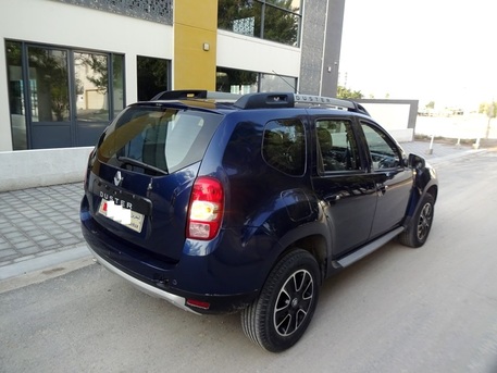 Zinj, Vehicles, Cars & Trucks , BHD 1900,  Renault Duster,  2017,  Automatic,  147000 KM,  LOW BUDGET SUV  FOR SALE 1900 BD NEGO