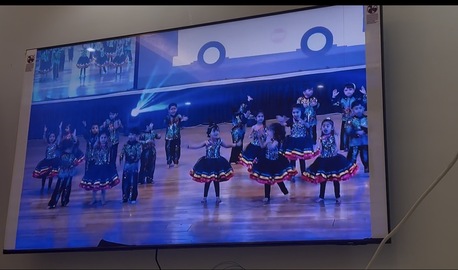 Al Malaz, Electronics, SAR 2200,  Samsung QLED 65&rdquo; Smart TV