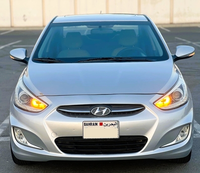 Zinj, Vehicles, Cars & Trucks , BHD 2400,  Hyundai Accent,  2017,  Automatic,  153000 KM,  *URGENT SALE*   Full Option With Sunroof