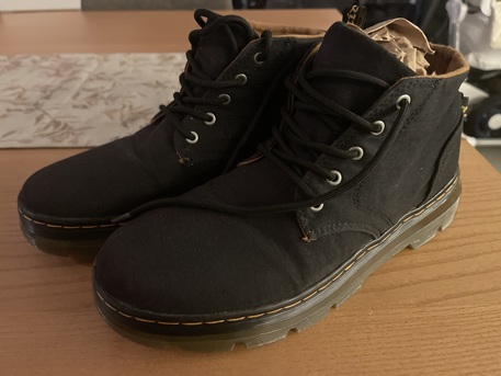 Riyadh, Clothing & Accessories, SAR 200,  Dr. Martens Mens Boots