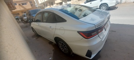 Riyadh, Vehicles, Cars & Trucks , SAR 46500,  Toyota Yaris,  2023,  Automatic,  78000 KM,  Overall Good Condtion Contact