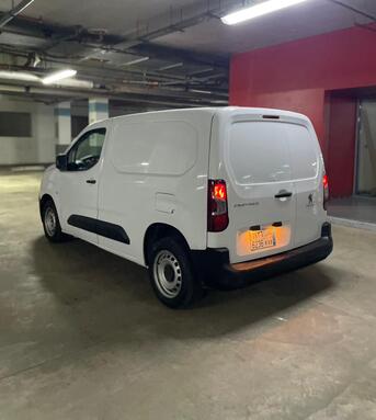 Jeddah, Vehicles, Cars & Trucks , SAR 29000,  Peugeot Partner,  2023,  Manual,  94000 KM,