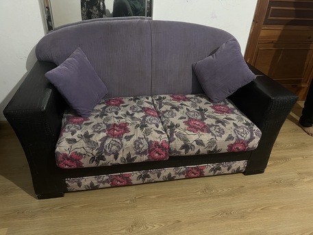 Al Bawadi, Household Items, SAR 100,  6 Seater Sofa Set And Baby Bed Coat Or Toddler