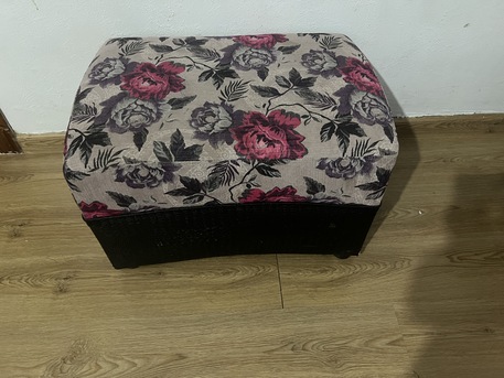 Al Bawadi, Household Items, SAR 100,  6 Seater Sofa Set And Baby Bed Coat Or Toddler