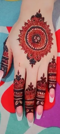 Khobar, Beautician, Henna Artist