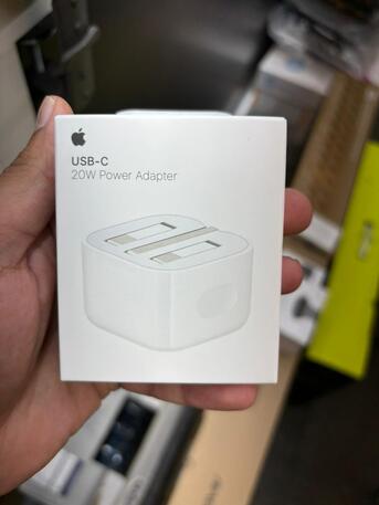 Jeddah, Mobile Phones, SAR 55,  Samsung 45W Adaptor, Apple 20W Adapter , Apple C2C Cable