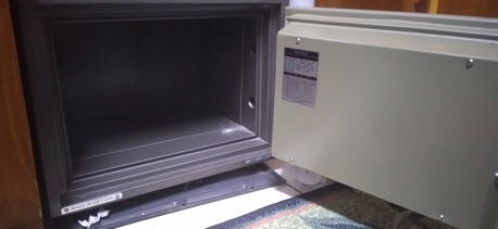 Muharraq, Electronics, BHD 100,  Printer+locker+Cash Counter Machine