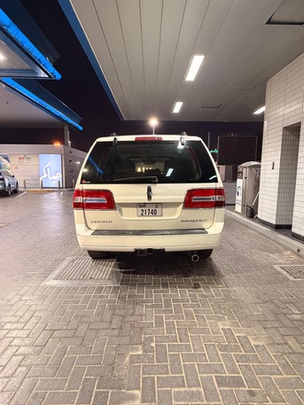 Sharjah, Vehicles, Cars & Trucks , AED 17500,  Lincoln Aviator,  2008,  Automatic,  137299 KM,   Lincoln Gcc Specs