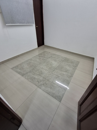 Hoora, Apartments/Houses, BHD 180/month,  2 BR,  2bhk 1bath Closed Kitchen 180bd With Ewa 40bd Limit In Hoora Near Tea House Gosi Mall