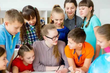 Mumbai, Lessons Offered, Montessori Teacher Training Course