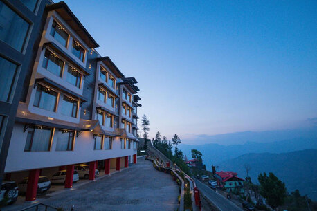 New Delhi, Travel, Alpine Holiday Inn &mdash; Best Luxury Hotel In Kufri, Shimla