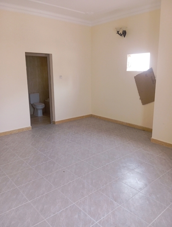 Isa Town, Apartments/Houses, BHD 200/month,  2 BR,  2 Bathroom Flat For Rent Near New Indian School - Isa Town