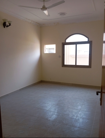 Isa Town, Apartments/Houses, BHD 200/month,  2 BR,  2 Bathroom Flat For Rent Near New Indian School - Isa Town