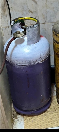 Manama, Household Items, BHD 22,  Mediam Clynder With Regulator 22 Bd Msg 3670 8372 Wts Ap